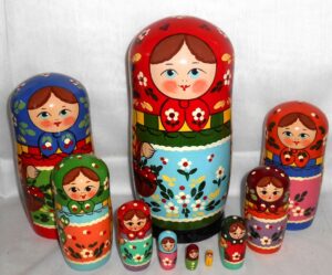 Village Girls huge 10-set Babushka Matryoshka nesting Doll Babooshki Babushkas Classic Village Traditional