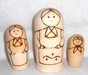 DIY 5-set with apron simple CLR nesting Doll Babooshki s raw plain unpainted Unfinished Montessori blank