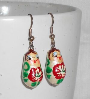Earrings pearl with poppies nesting Doll Babooshki s