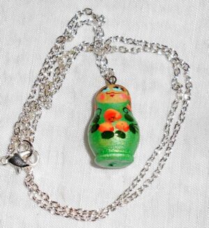 Necklace sparkly green with flowers Babooshki s