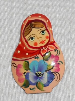 Nadya in sandy floral dress Brooch II Big Face