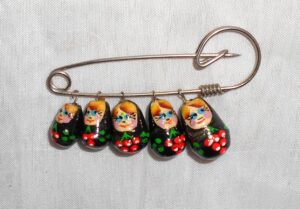 Babushka pin black with rowan berries Matryoshka Babooshki Babushkas