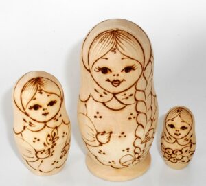 DIY 3-set with plait 10 cm Babushka Matryoshka nesting Doll Babooshki Babushkas raw plain unpainted Unfinished Montessori blank