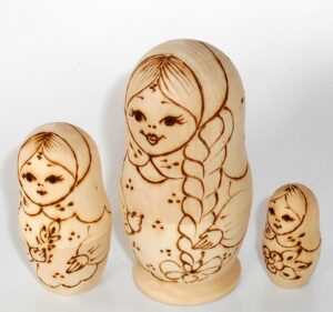 DIY 3-set with plait 10 cm nesting Doll Babooshki s raw plain unpainted Unfinished Montessori blank