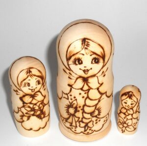 DIY 3-set with plait & handkerchief 11 cm Babushka Matryoshka nesting Doll Babooshki Babushkas raw plain unpainted Unfinished Montessori blank