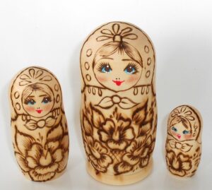 DIY 3-set with flower 12.5 cm Babushka Matryoshka nesting Doll Babooshki Babushkas raw plain unpainted Unfinished Montessori blank