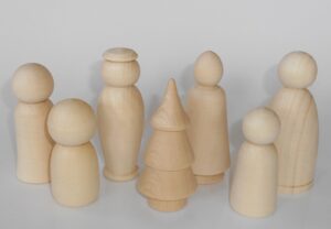DIY family with Xmas tree set of 7 raw plain unpainted Unfinished Montessori blank