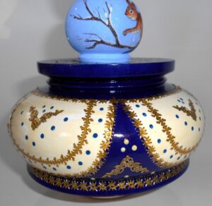 Snowman Music Box with squirrel - 6