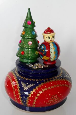 Santa with Xmas tree Music Box