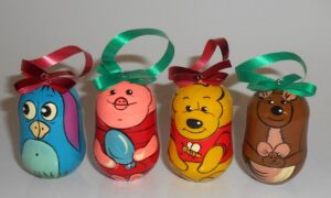 Christmas décor POOH and friends shape 7-set nesting Doll Babooshki s BOX SET