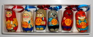 Christmas décor The Bun (Kolobok) fairy tale 6-set   Babushka Matryoshka nesting Doll  Babooshki Babushkas BOX SET