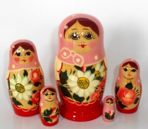 Semenov pink scarf and daisies 5-set Babushka Matryoshka nesting Doll Babooshki Babushkas Classic Village Traditional