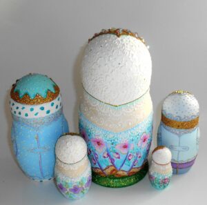 Fairy tale royal family exclusive nesting Doll Babooshki s