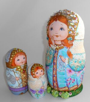 Fairy tale royal family exclusive nesting Doll Babooshki s