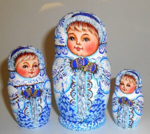 Village girl white/blue winter dress small nesting Doll Babooshki s