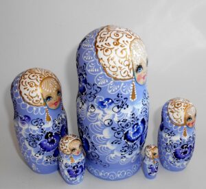 Nata in violet/blue lace dress medium nesting Doll Babooshki s