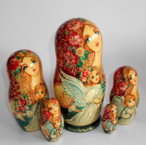 Angels as flower girls red scarf 5-set large nesting Doll Babooshki s