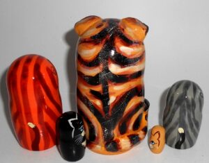 Sweet Tabby Cat family with 3D ears and tail nesting Doll Babooshki s