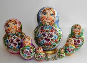Kira blue scarf 10-set large Babushka Matryoshka nesting Doll Babooshki Babushkas
