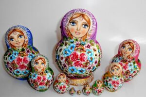 Kira purple scarf with 3D ladybugs 10-set large Babushka Matryoshka nesting Doll Babooshki Babushkas