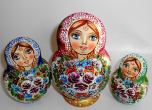 Kira red scarf 10-set large nesting Doll Babooshki s