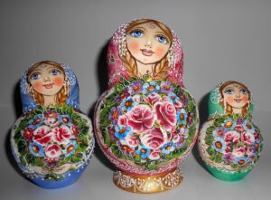Kira pink scarf 10-set nesting Doll Babooshki s
