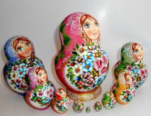 Kira pink scarf with 3D ladybugs 10-set nesting Doll Babooshki s