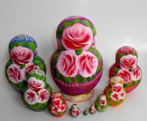 Kira purple scarf with 3D ladybugs 10-set nesting Doll Babooshki s