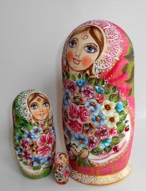 Kira gold scarf with 3D ladybugs 7-set huge nesting Doll Babooshki s