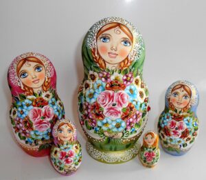 Kira green scarf red back flowers Babushka Matryoshka nesting Doll Babooshki Babushkas