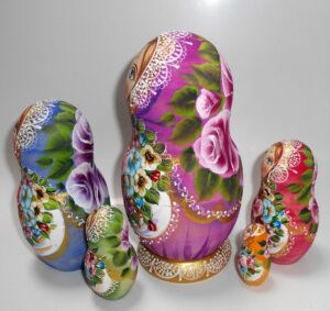 Kira purple scarf purple back flowers nesting Doll Babooshki s