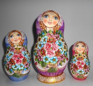 Kira purple scarf purple back flowers nesting Doll Babooshki s