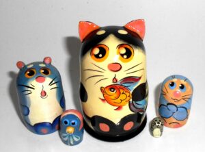 MINI Cat black/white with gold fish mini 5-set Babushka  TINY