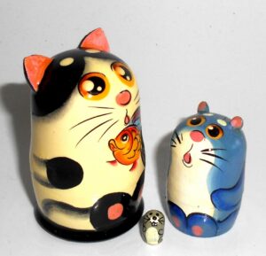 MINI Cat black/white with gold fish mini 5-set TINY