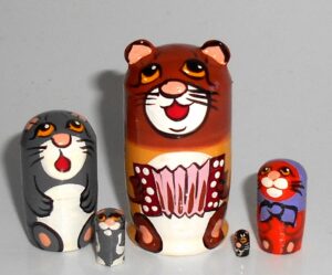 MINI Brown Cat with accordion mini 5-set Babushka  TINY