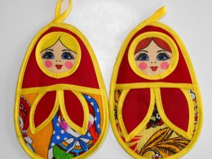 Pot holders set: 2 large and 2 small in red