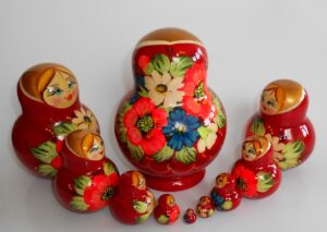Ksenia red dress 10-set II nesting Doll Babooshki s