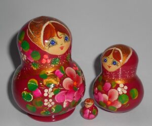 Lara in dark red dress fatty 5-set nesting Doll Babooshki s