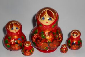 Lara in red dress gold flowers fatty 5-set Babushka Matryoshka nesting Doll  Babooshki Babushkas