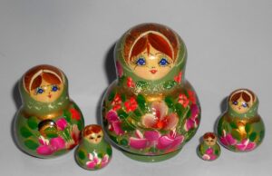 Lara in green dress fatty 5-set Babushka Matryoshka nesting Doll  Babooshki Babushkas
