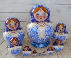 Vera in blue and white 10-set Babushka Matryoshka nesting Doll  Babooshki Babushkas