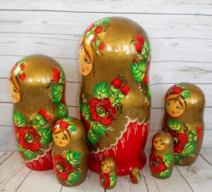 Vera in gold dress 7-set huge nesting Doll Babooshki s
