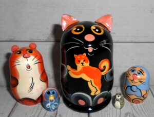 MINI Funny Cat with ginger kitten mini 5-set Babushka TINY Babushka Matryoshka nesting Doll  Babooshki Babushkas