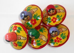 Traditional Spinning top x 5 nesting Doll Babooshki s