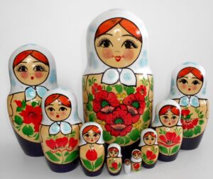 GIANT KIROV - Kirovie white scarf 10-set Babushka Matryoshka nesting Doll Babooshki Babushkas Classic Village Traditional