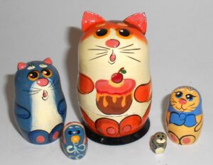 MINI Birthday Cat with cake 5-set Babushka TINY Babushka Matryoshka nesting Doll  Babooshki Babushkas