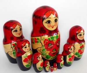KIROV – Kirovie red scarf giant 10-set nesting Doll Babooshki s Classic Village Traditional