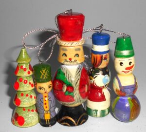Girl with Winter Troyka korobnick MEDIUM nesting Doll Babooshki s