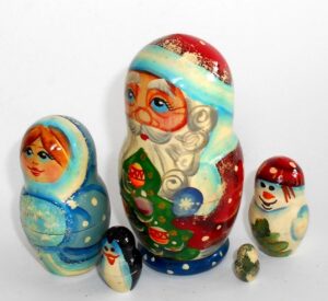 Santa with Xmas tree II nesting Doll Babooshki s