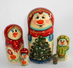 Snowman with Xmas tree Babushka Matryoshka nesting Doll Babooshki Babushkas